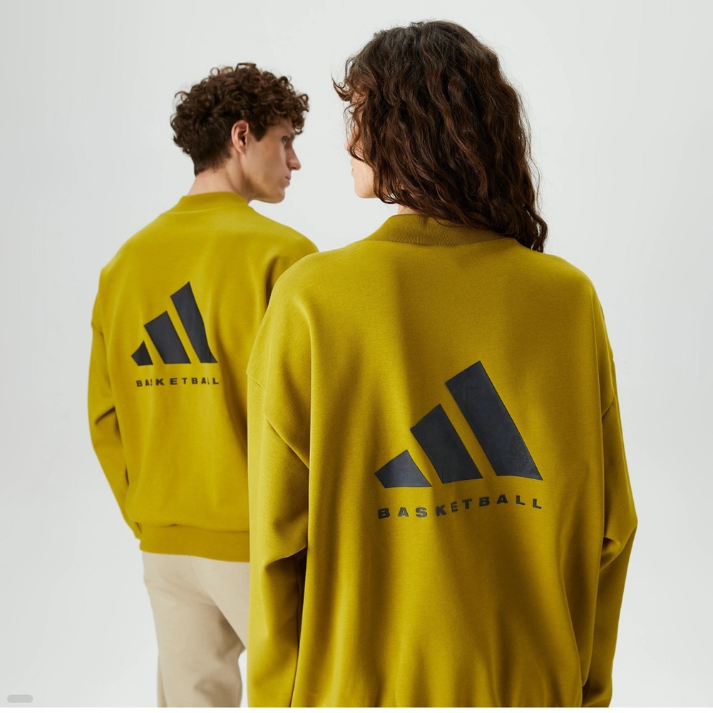 NWT Adidas Crew Neck Sweatshirt Basketball Unisex Pockets Medium - Picture 3 of 7